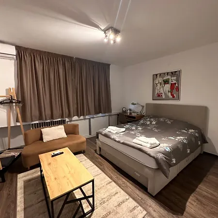 Velvet - Center Σκόπια