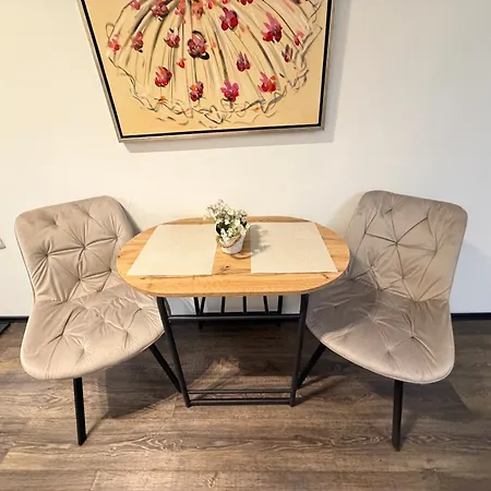Apartment Velvet - Center *
